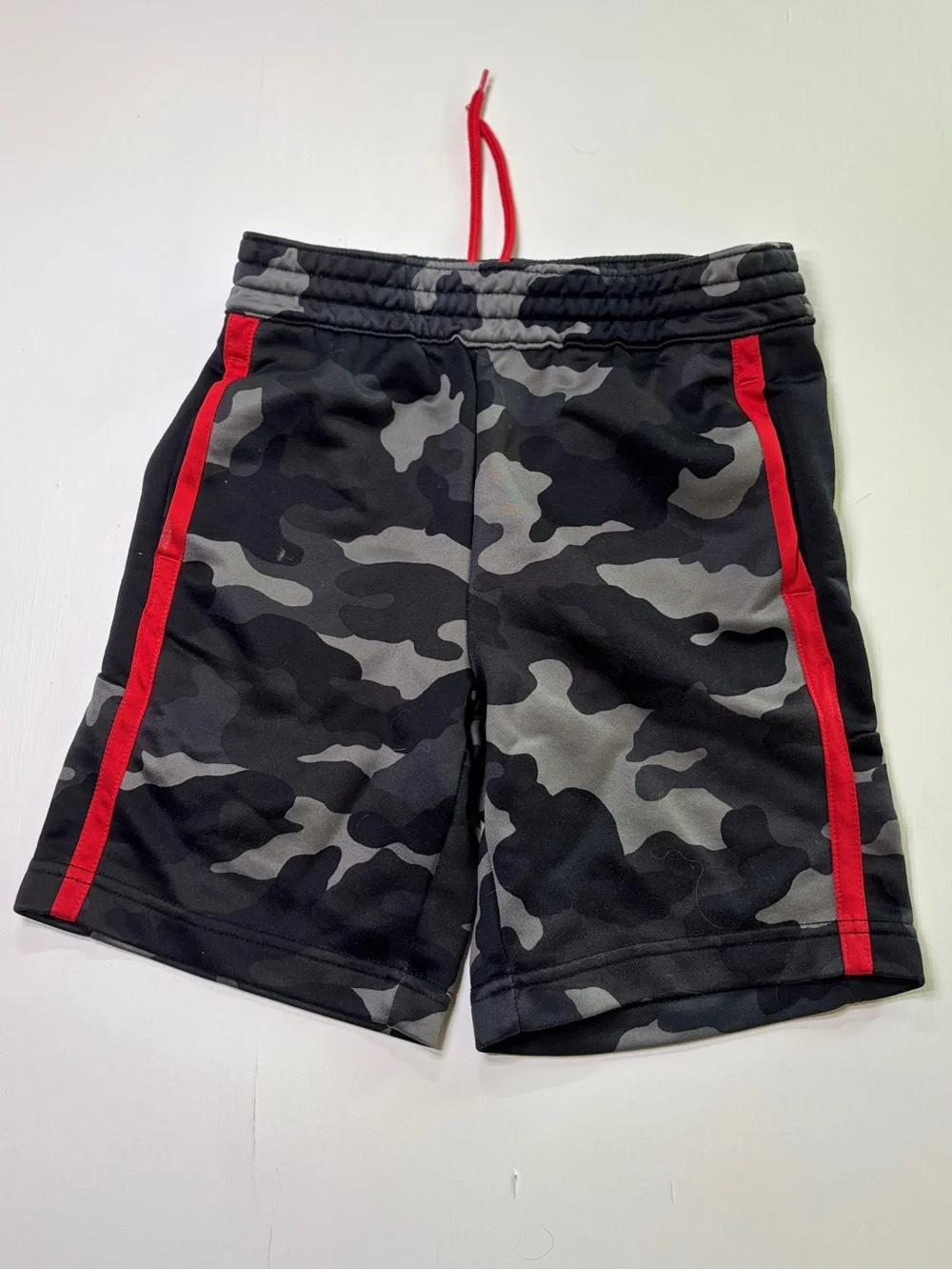 Old Navy Active Boys Camo Athletic Shorts Size 6